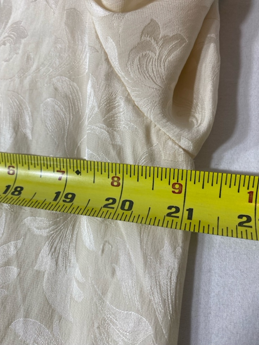 Adrianna Papell Cream and Black 100% Silk Blouse Women’s Size 12 Vintage - Picture 6 of 9